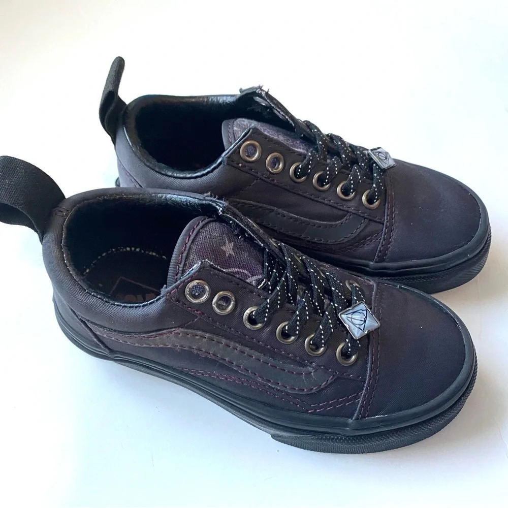 Vans Off The Wall X Harry Potter Deathly Hallows Old Skool Elastic Shoes 10.5